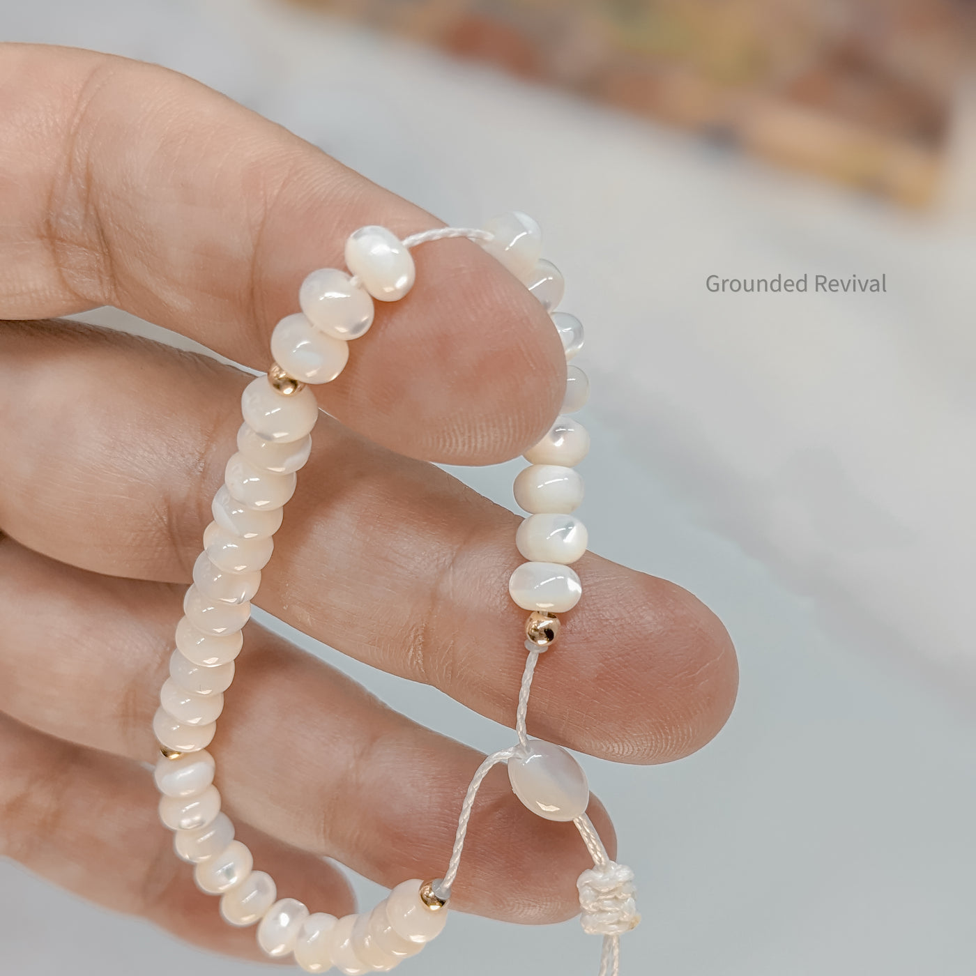 Mother of Pearl Tasbih Bracelet | Women's Prayer Beads - 33 Disc Beads, 6mm